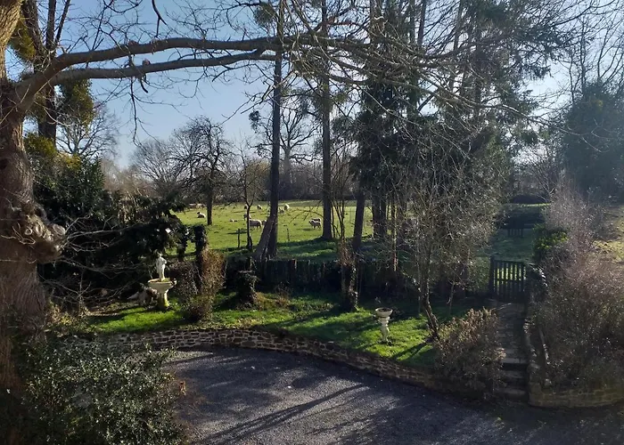 住宿加早餐酒店 La Guesnonniere *